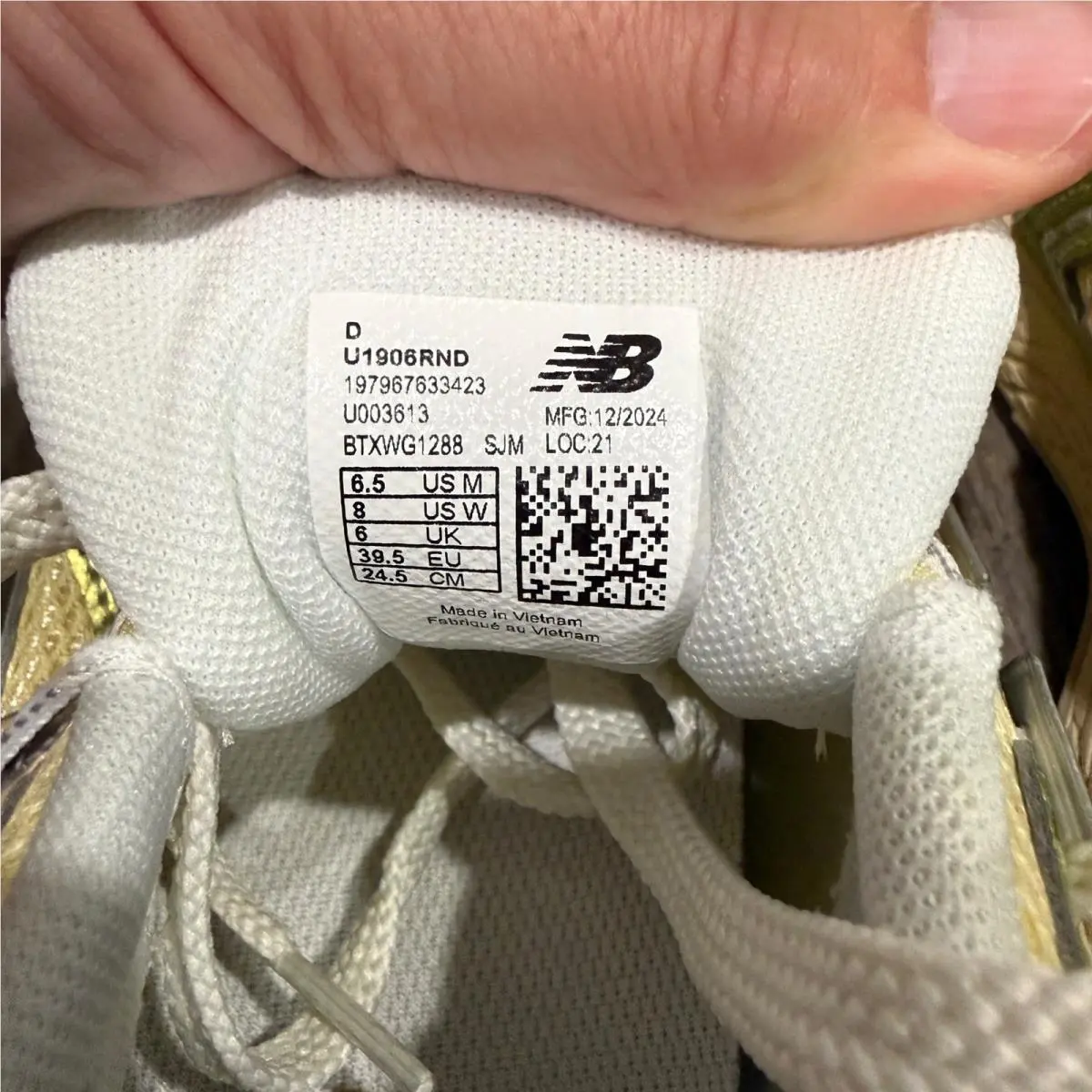 New Balance shoes - New Balance 1906R - Yellow 4