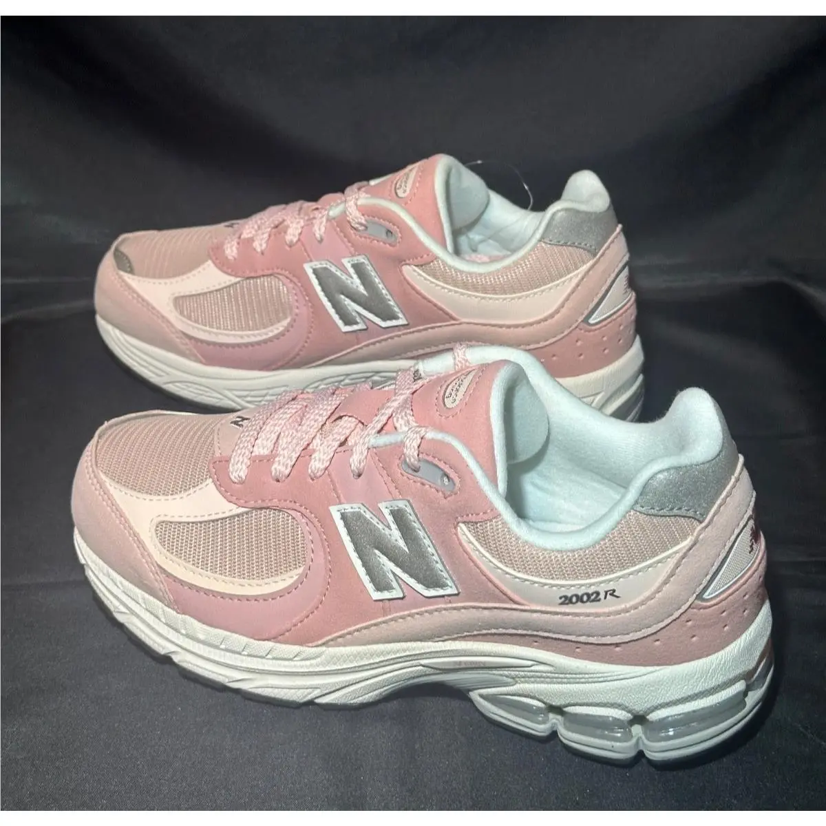 New Balance shoes - New Balance 2002R - Pink 3