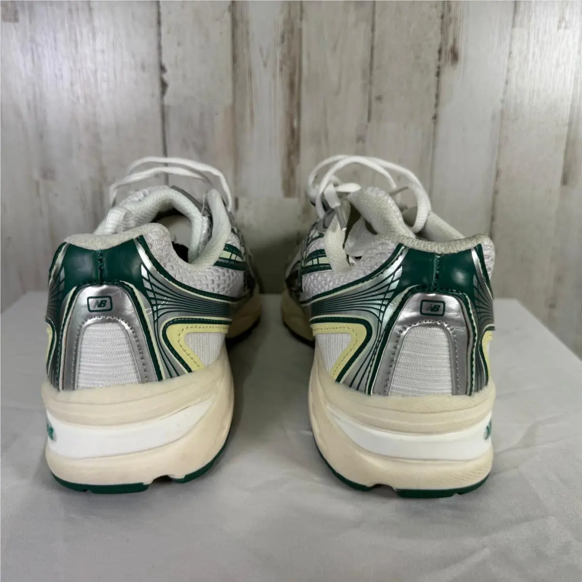 New Balance shoes - New Balance 740 - White 1