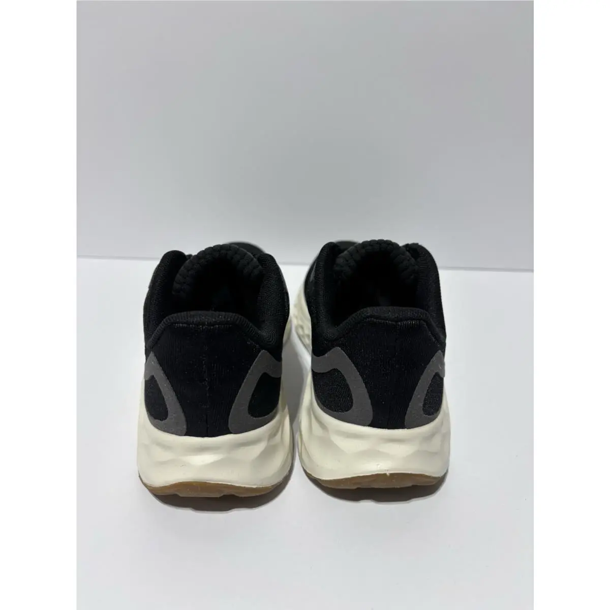 New Balance shoes - New Balance Fresh Foam Arishi - Black 2