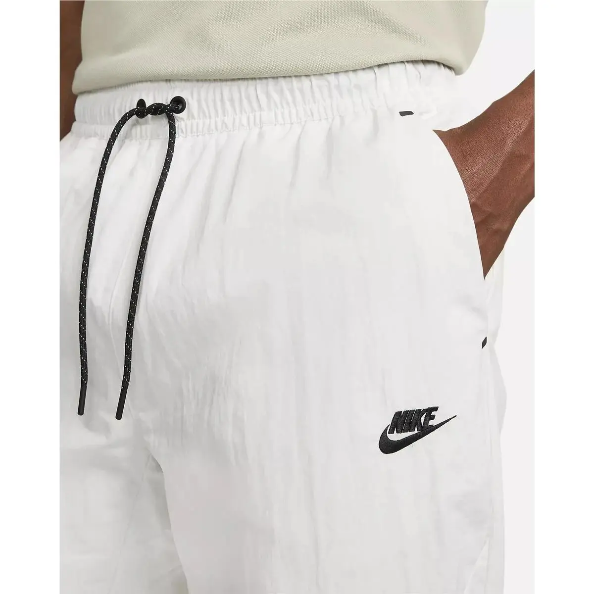 Nike clothing - White 1