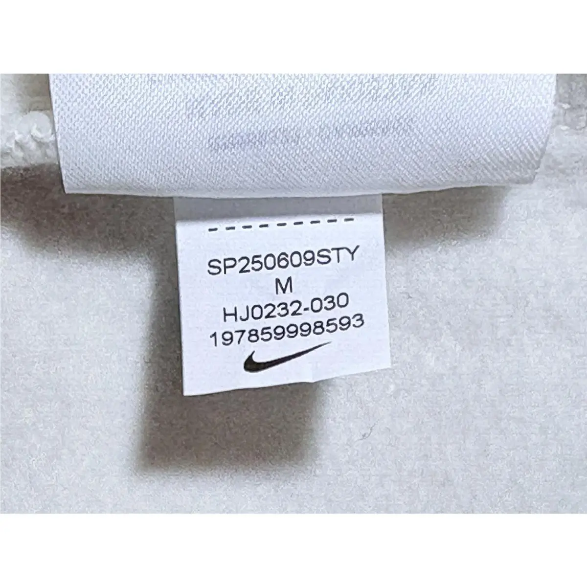 Nike clothing - HJ0232-030 - HJ0232-030 - Sail/Phantom 10