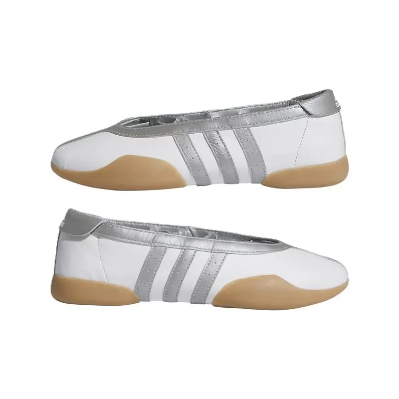 Adidas shoes - adidas Taekwondo Mei Ballet - Taekwondo Mei Ballet - JQ6438 - Cloud White / Silver Metallic / Gum 9