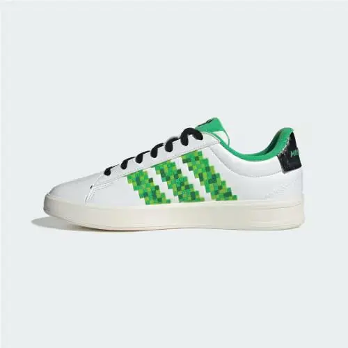 Adidas shoes - Cloud White / Core Black / Core White 15