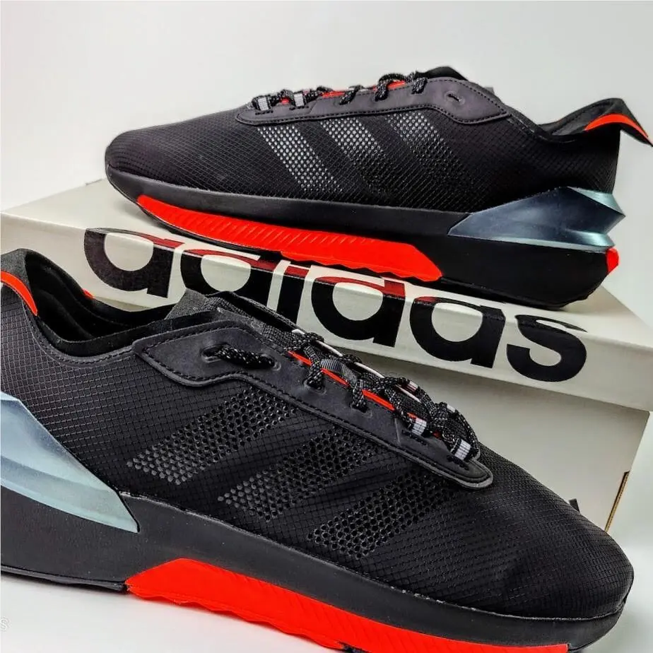 Adidas shoes - adidas Avryn - Avryn - HP5980 - Black 3