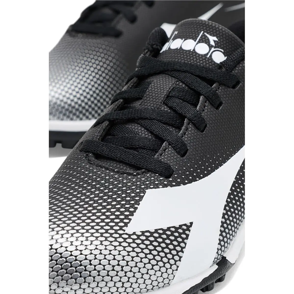 Diadora shoes - Black/White/Silver DD 11