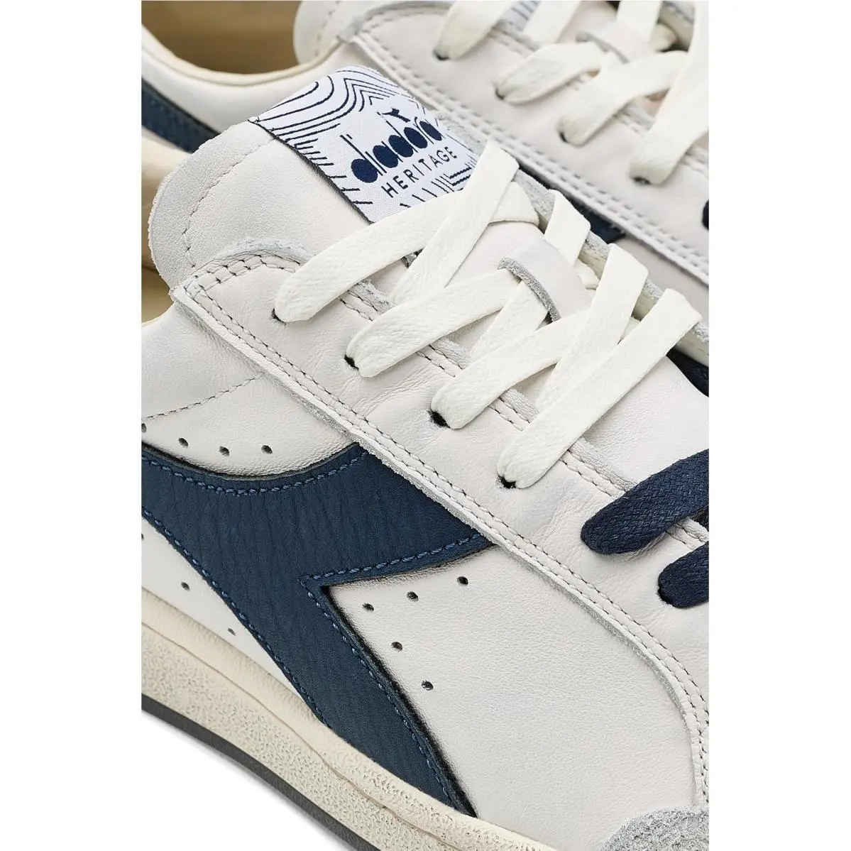 Diadora shoes - White/Black 18