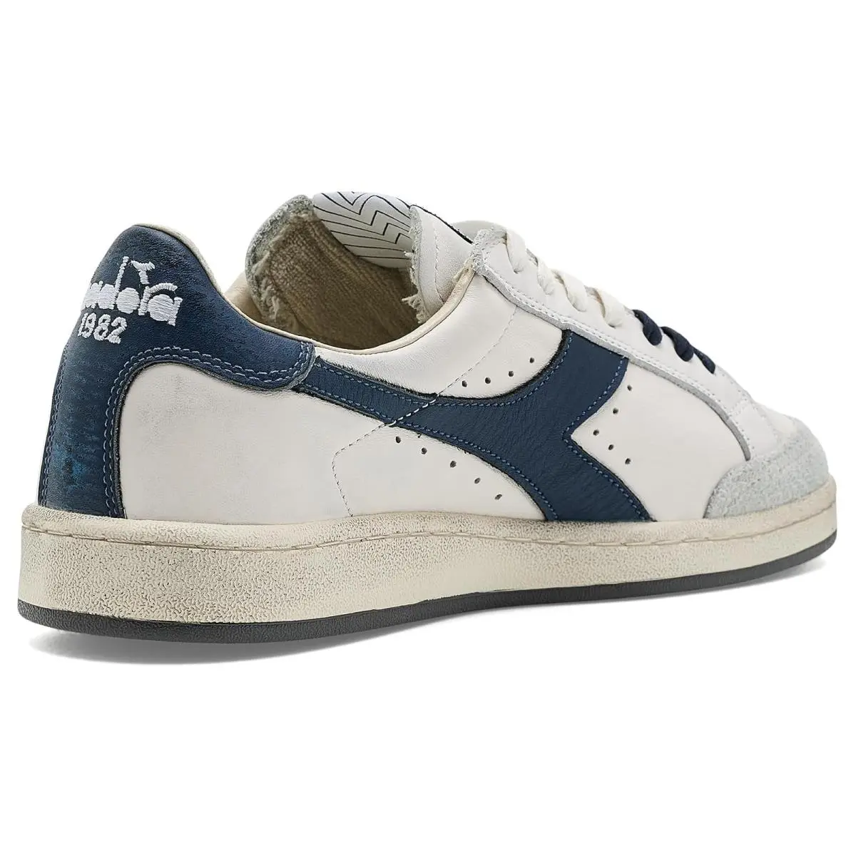 Diadora shoes - White/Black 15