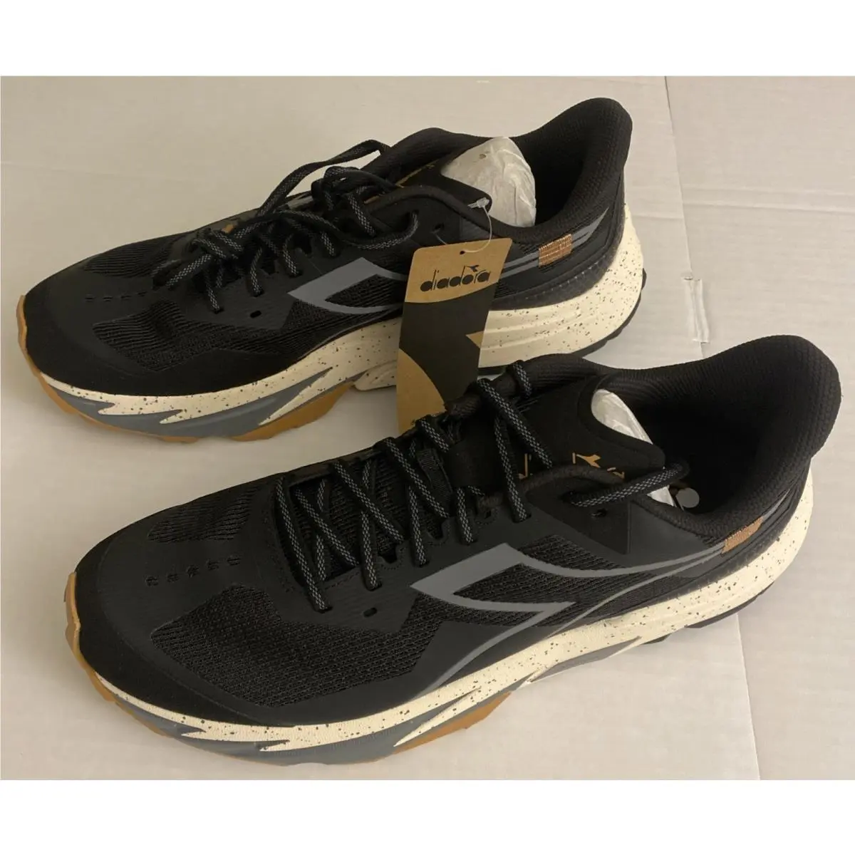 Diadora Sestriere XT 2 Sneakers Black Steel Gray Whisper White Men Size 12 Shoes
