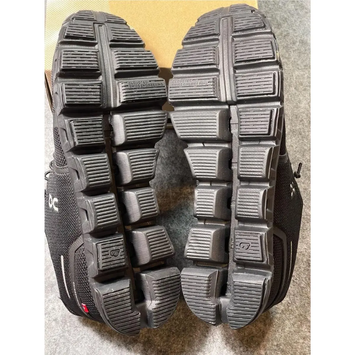 On-Running shoes - Cloud - Cloud - Black 6