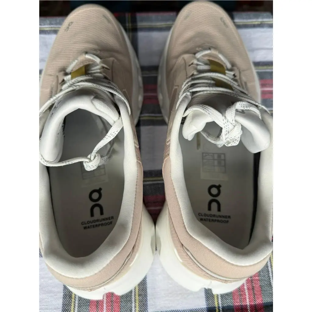 On-Running shoes - On Cloudrunner 2 Waterproof - Cloudrunner Waterproof - 3WE10144286 - Beige (UPC: 7615537336916) 10