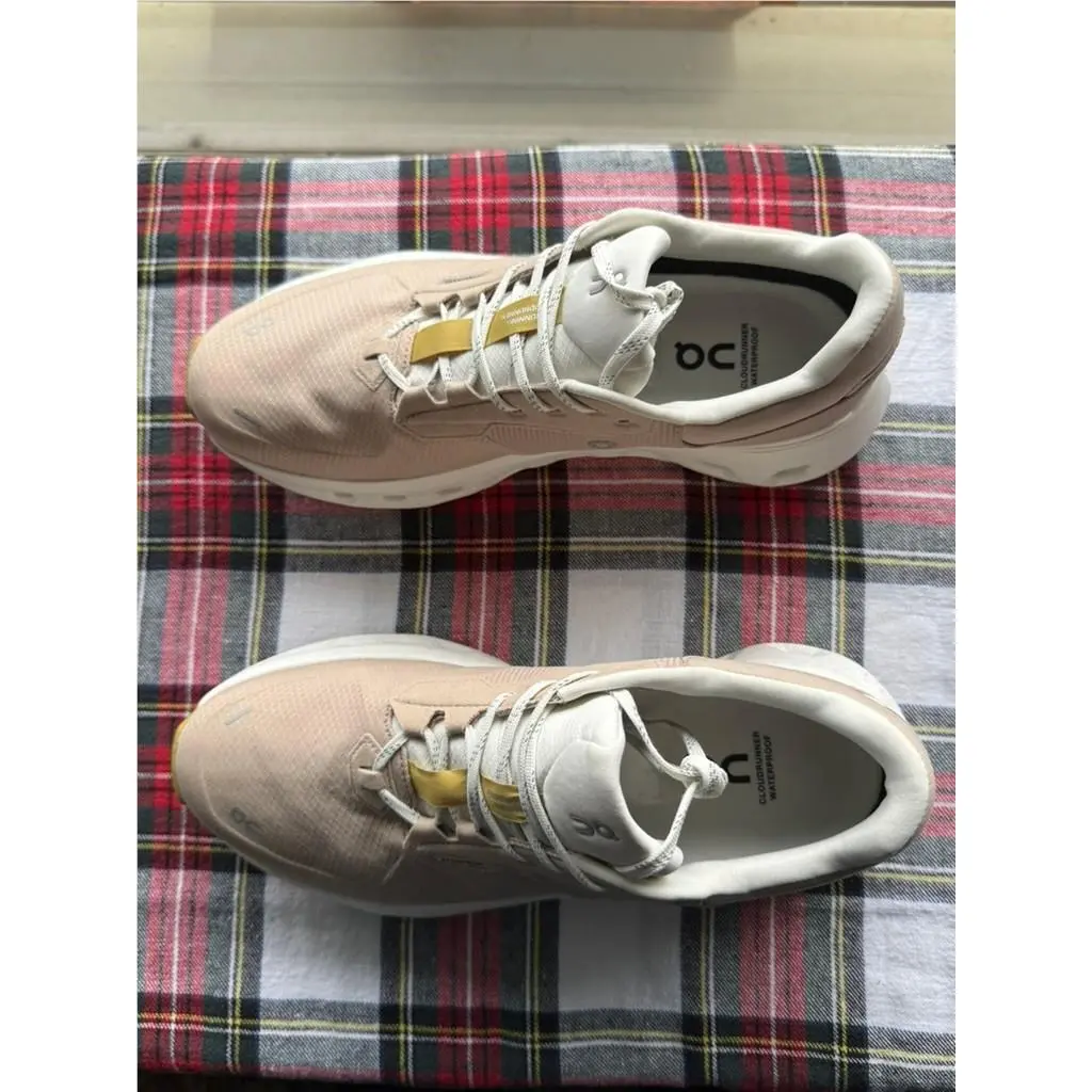 On-Running shoes - On Cloudrunner 2 Waterproof - Cloudrunner Waterproof - 3WE10144286 - Beige (UPC: 7615537336916) 2