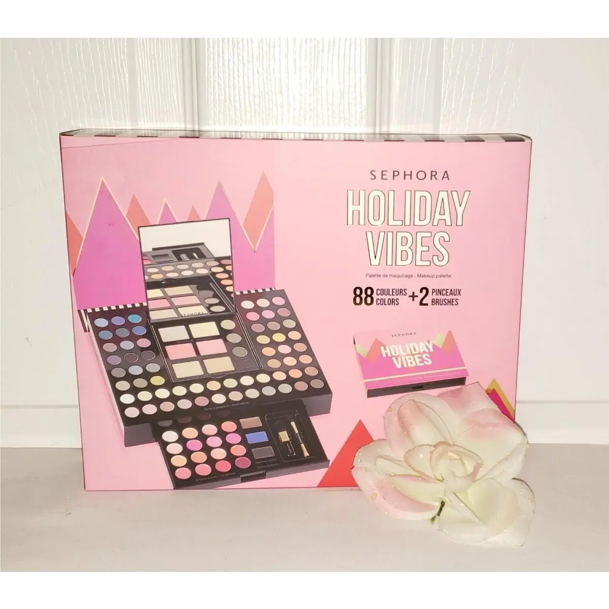 Collection Holiday Vibes Blockbuster Makeup Palette Limited Edition by Sephora