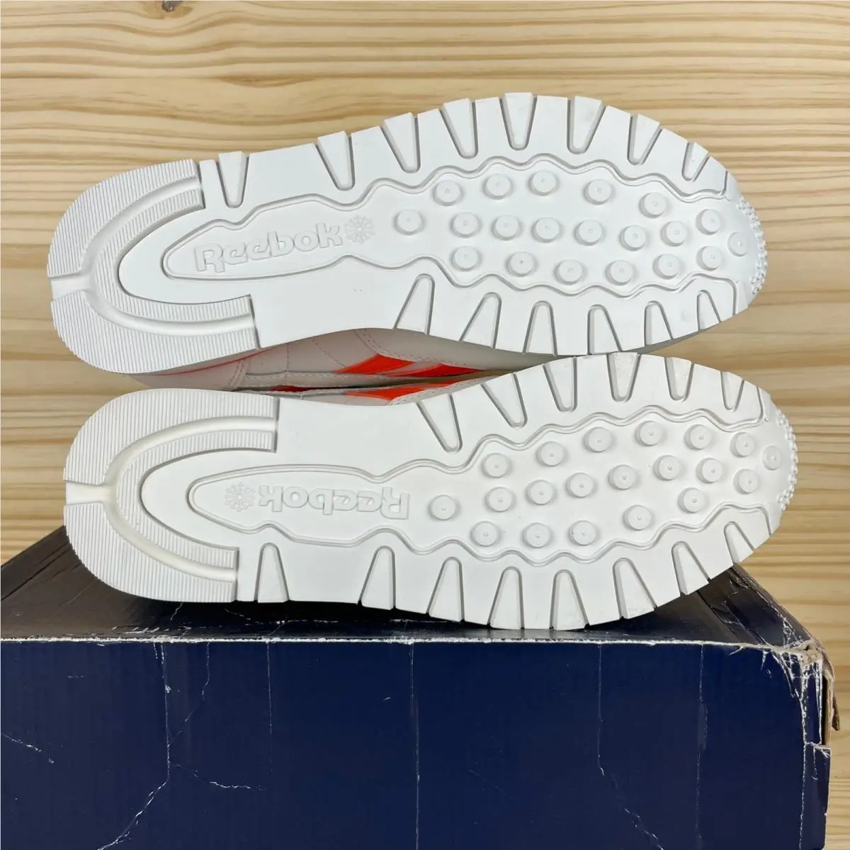 Reebok shoes - Reebok Classic Leather - Classic Leather - GY9747 - White 3