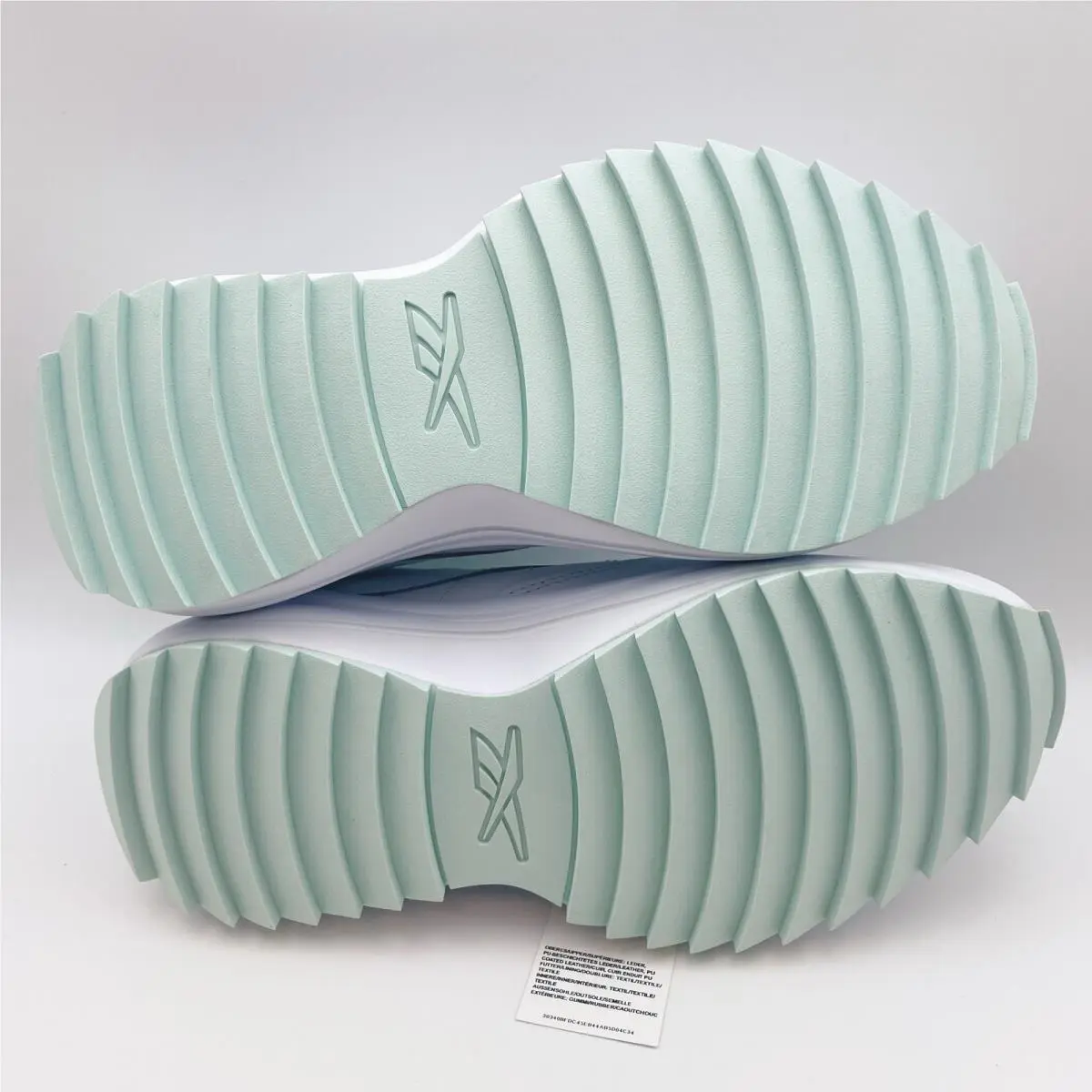 Reebok shoes - White 9