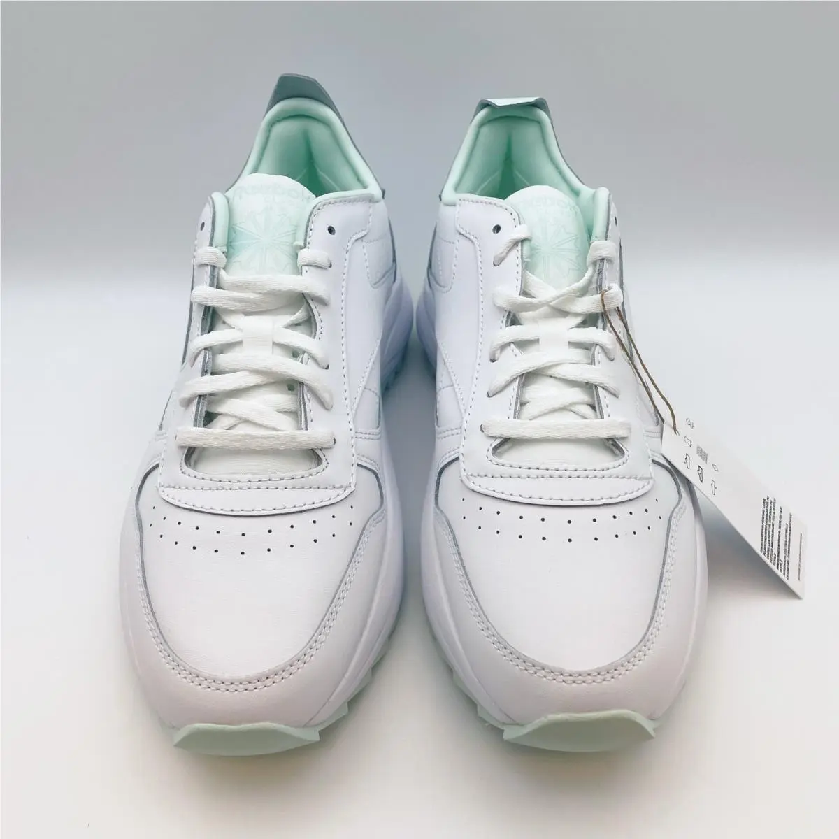 Reebok shoes - White 4