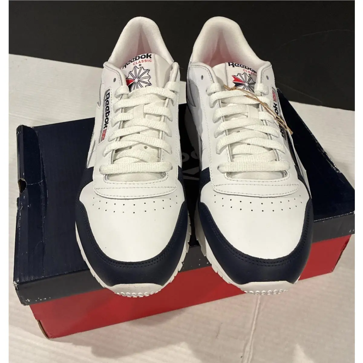 Reebok Men’s Size 10 Classic Leather