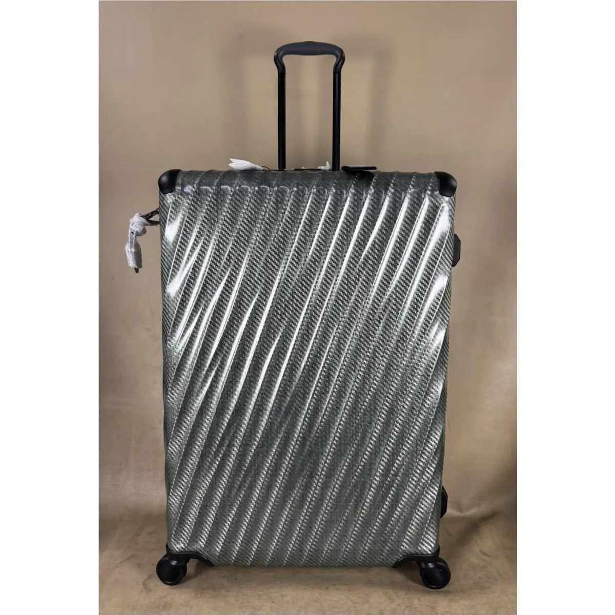 Tumi 19 Degree Lite Extended Trip 31” 4 Wheeled Packing Suitcase