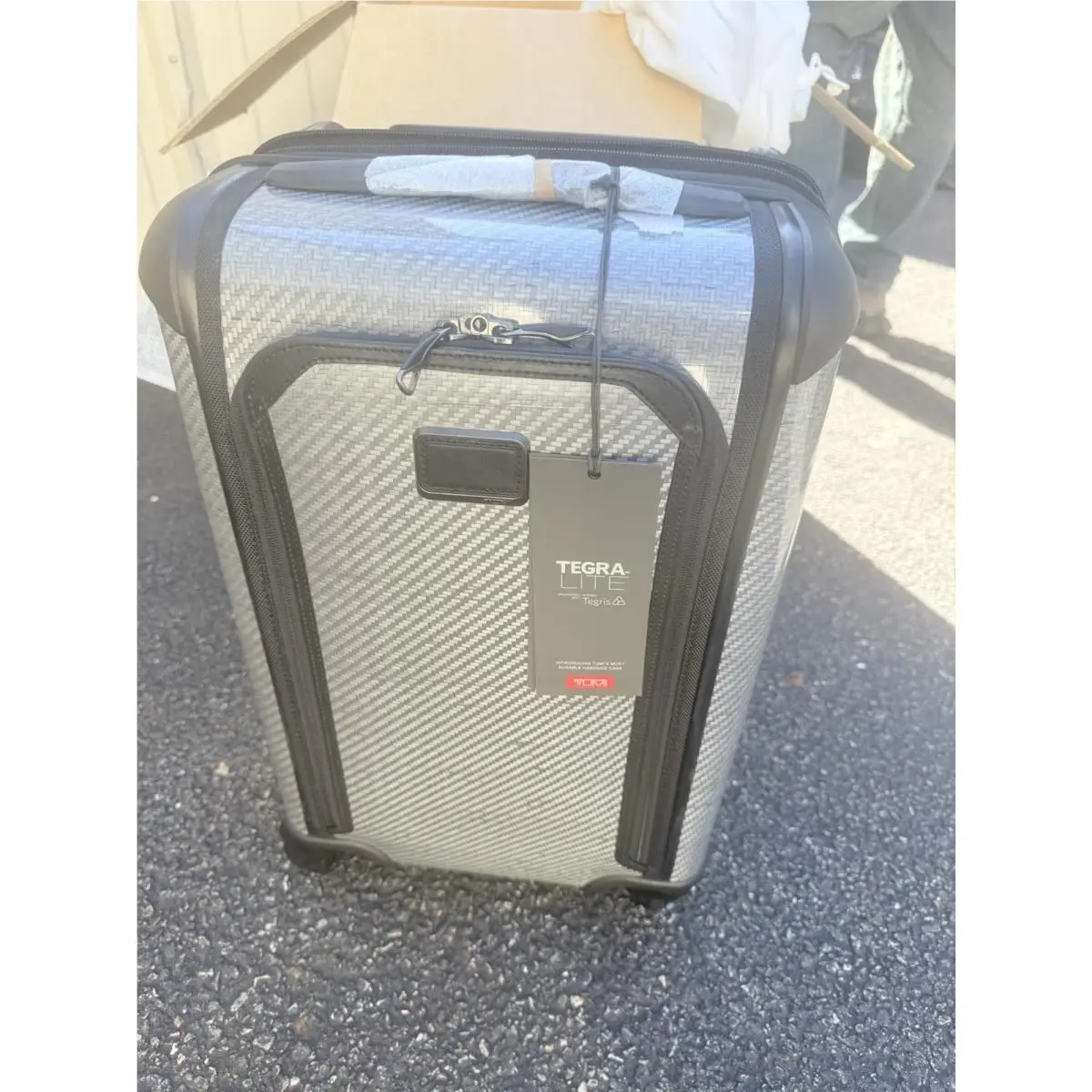 Tumi International Expandable 4 Wheeled Carry-on Missing Key