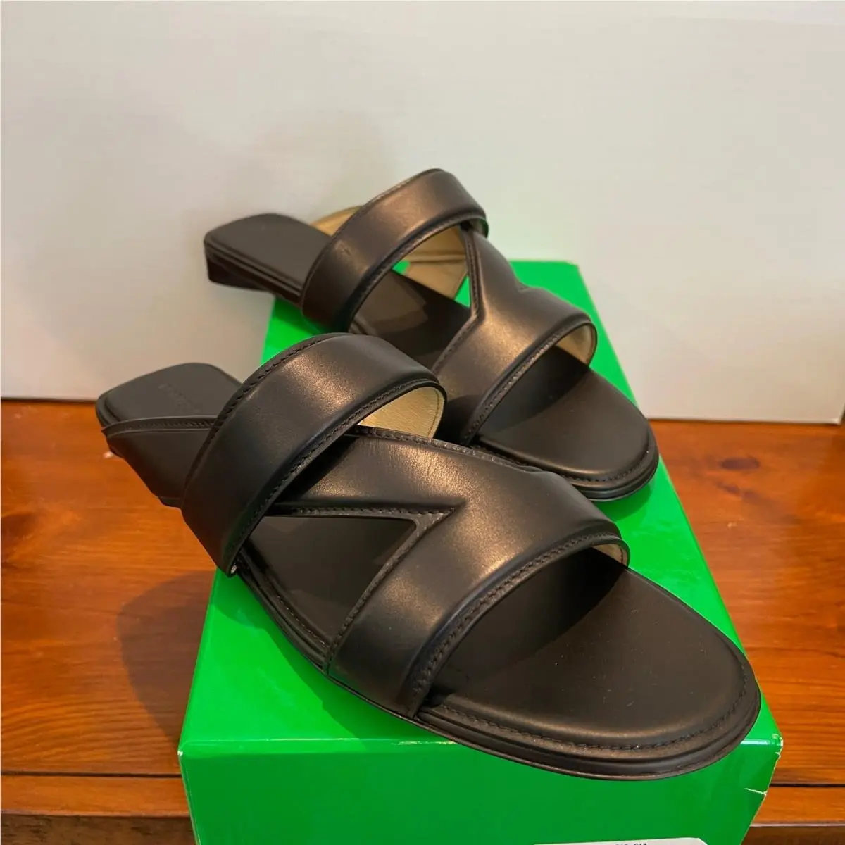 Bottega Veneta shoes - Black 3
