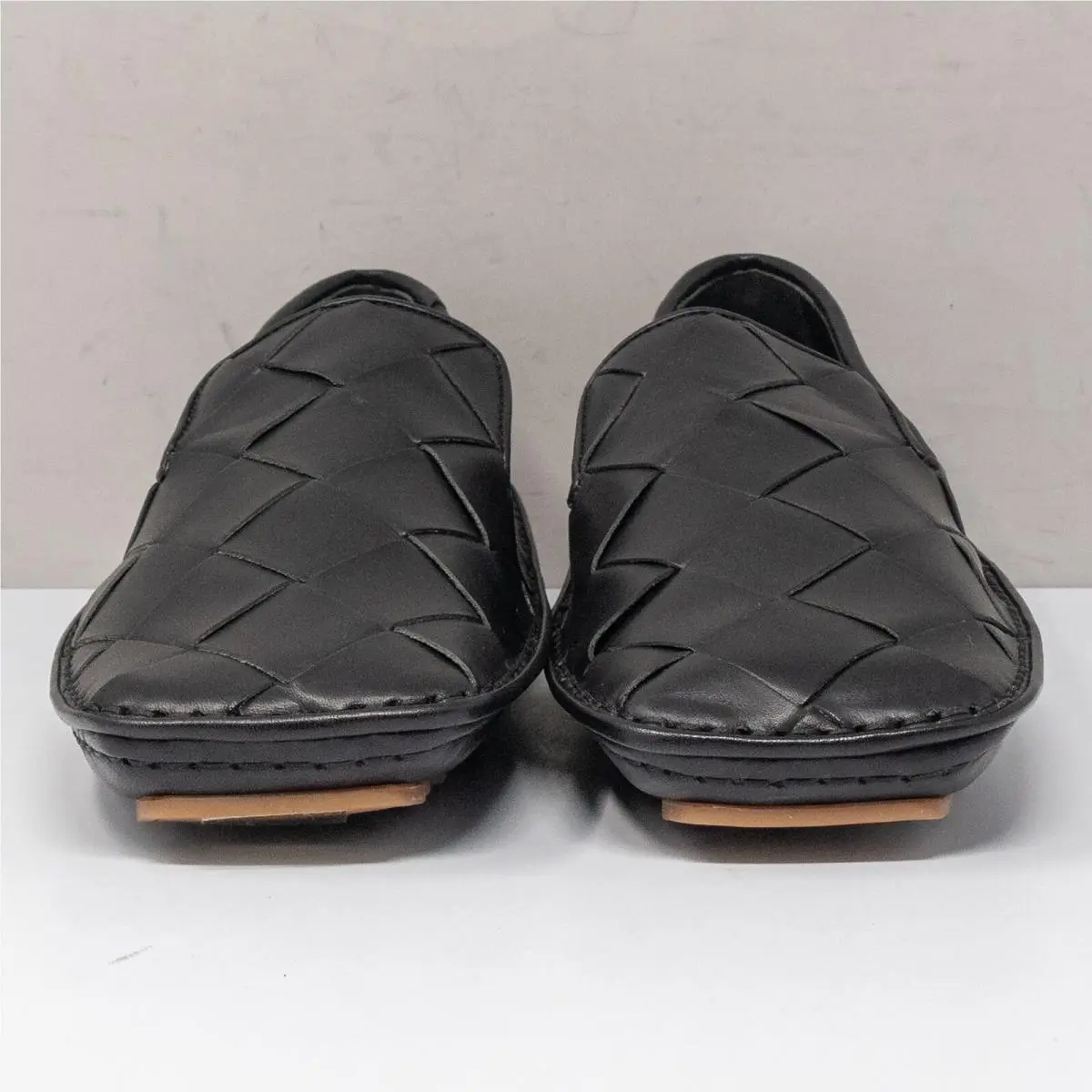 Bottega Veneta shoes - Bottega Veneta Douglas - Douglas - 578398VBPU0 - Black (UPC: 828833912679) 4