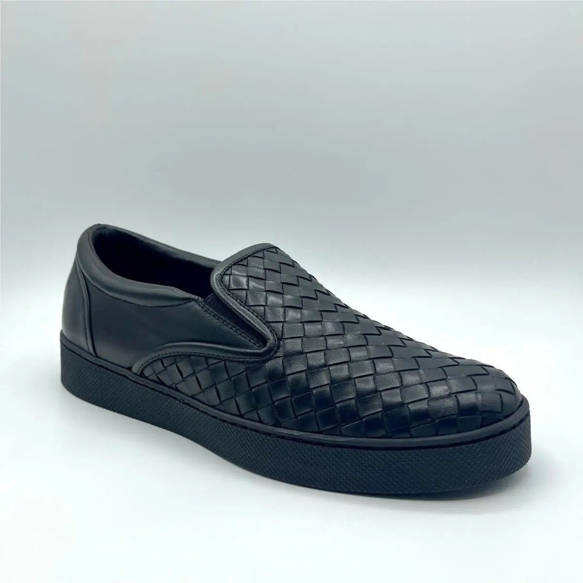 Bottega Veneta Women Black Smooth Leather Sneaker EU 40 US 10 370760 1000