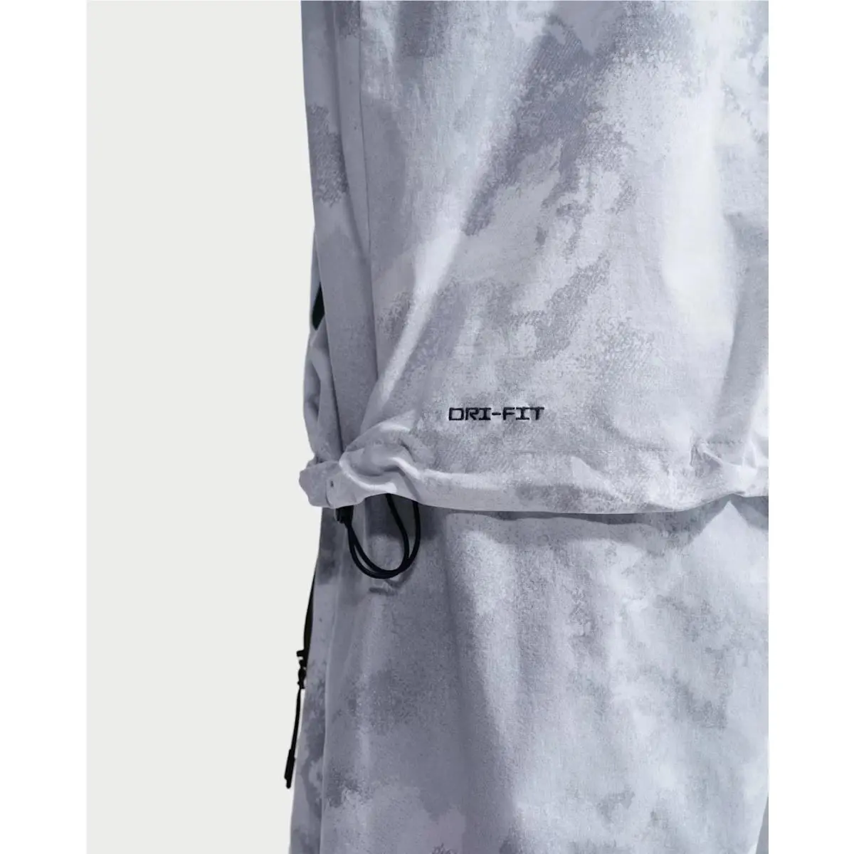 Nike clothing - Pure Platinum Camo (UPC: 198728931024) 12
