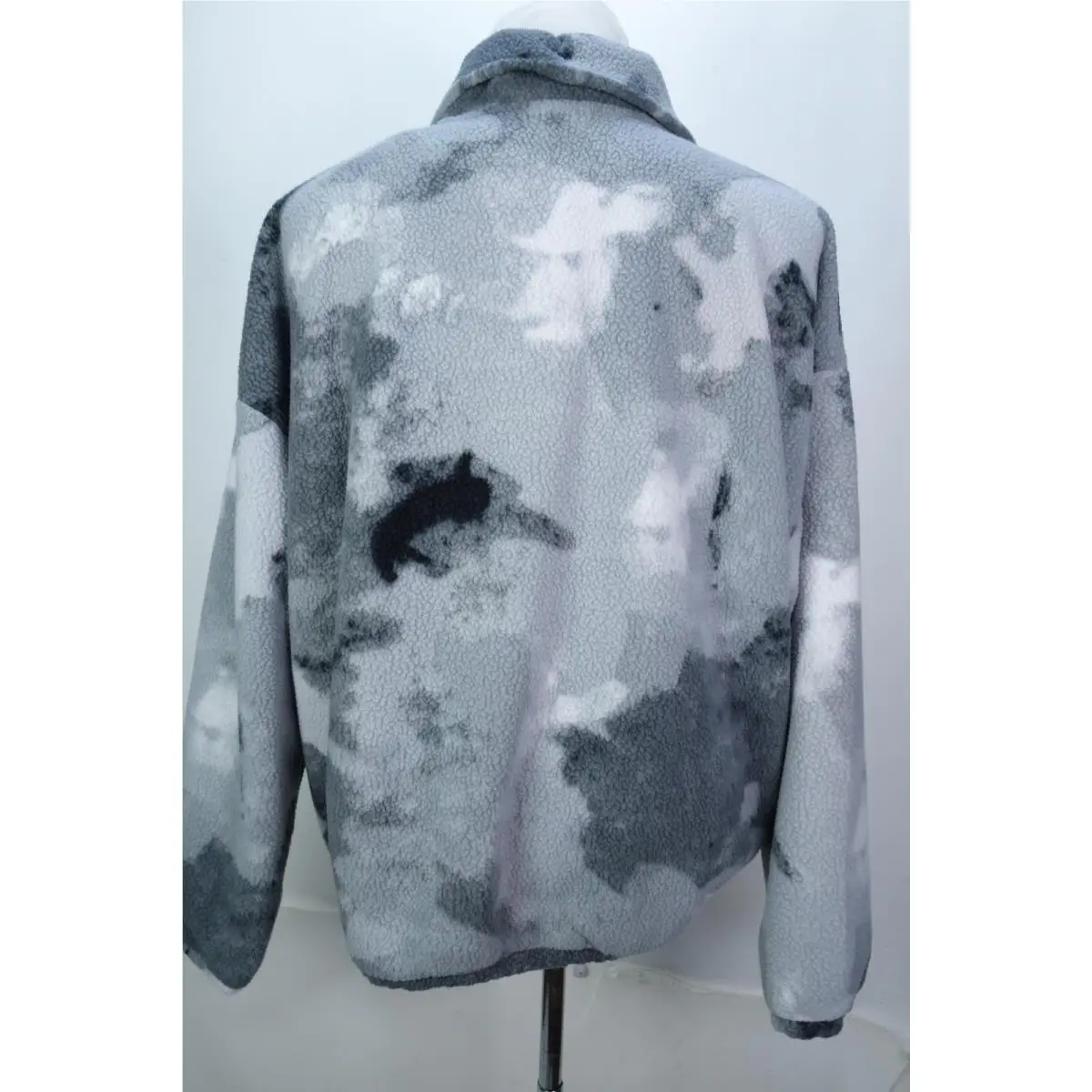 Nike clothing - Gray 1