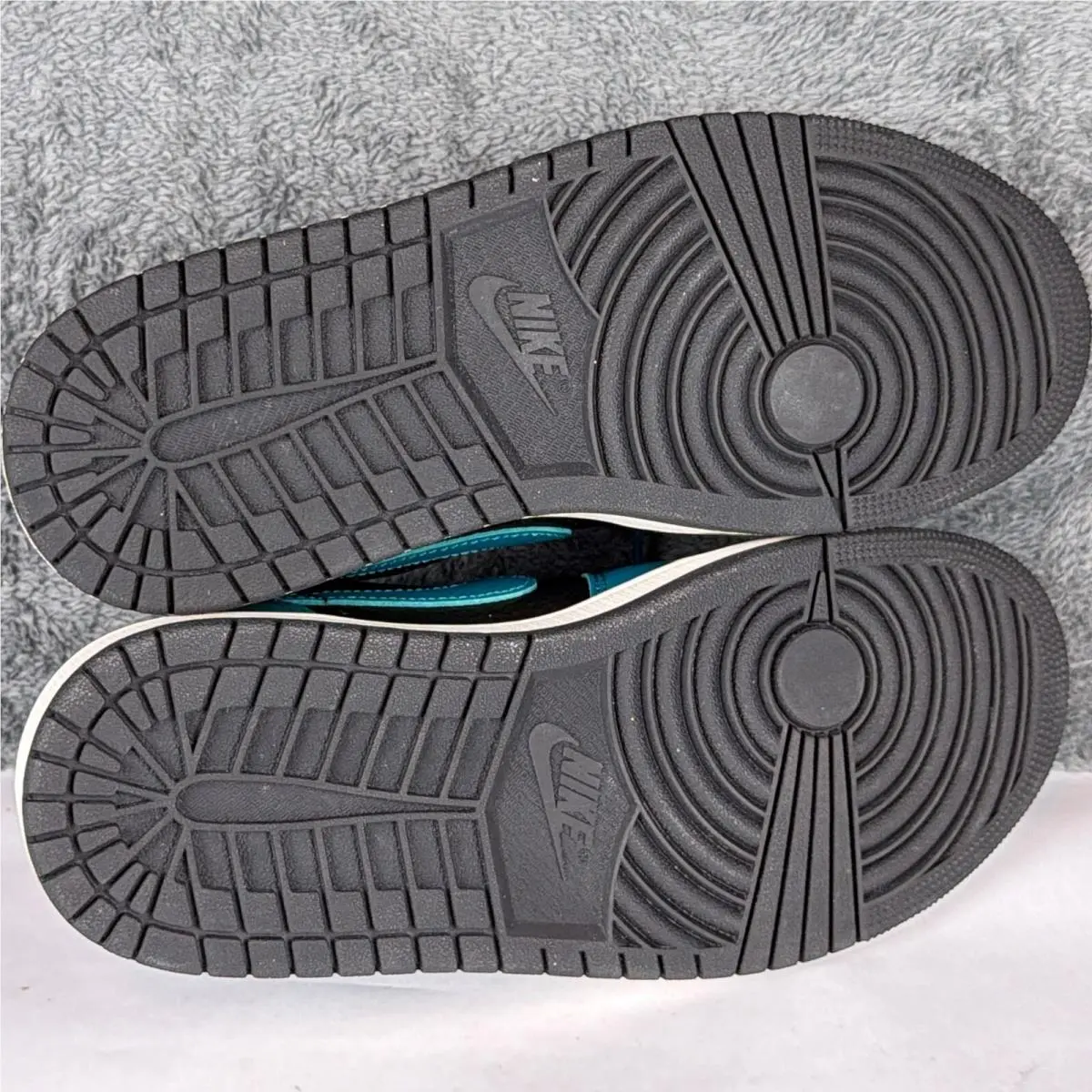 Nike shoes - Air Jordan 1 Low SE - Blue 7