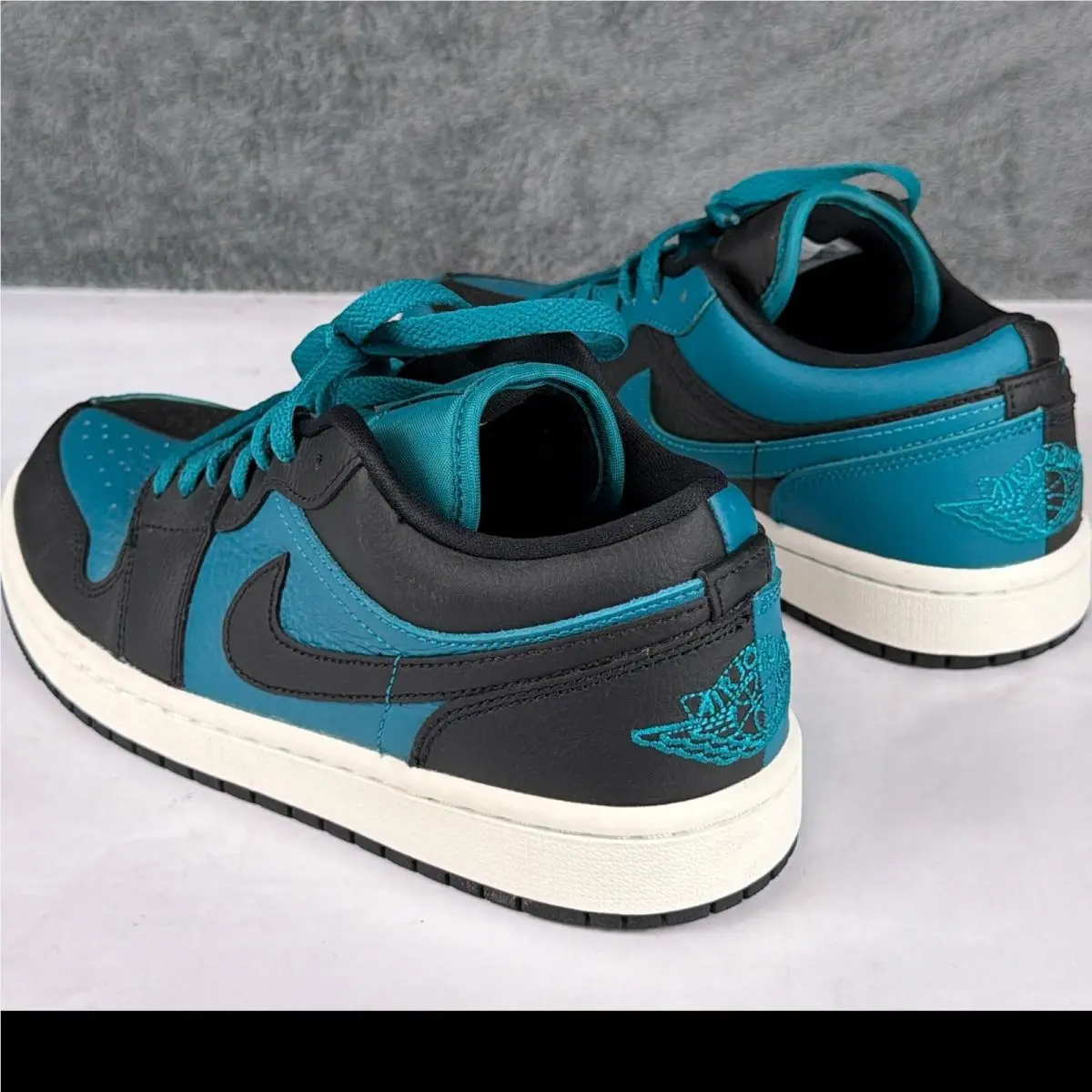 Nike shoes - Air Jordan 1 Low SE - Blue 3