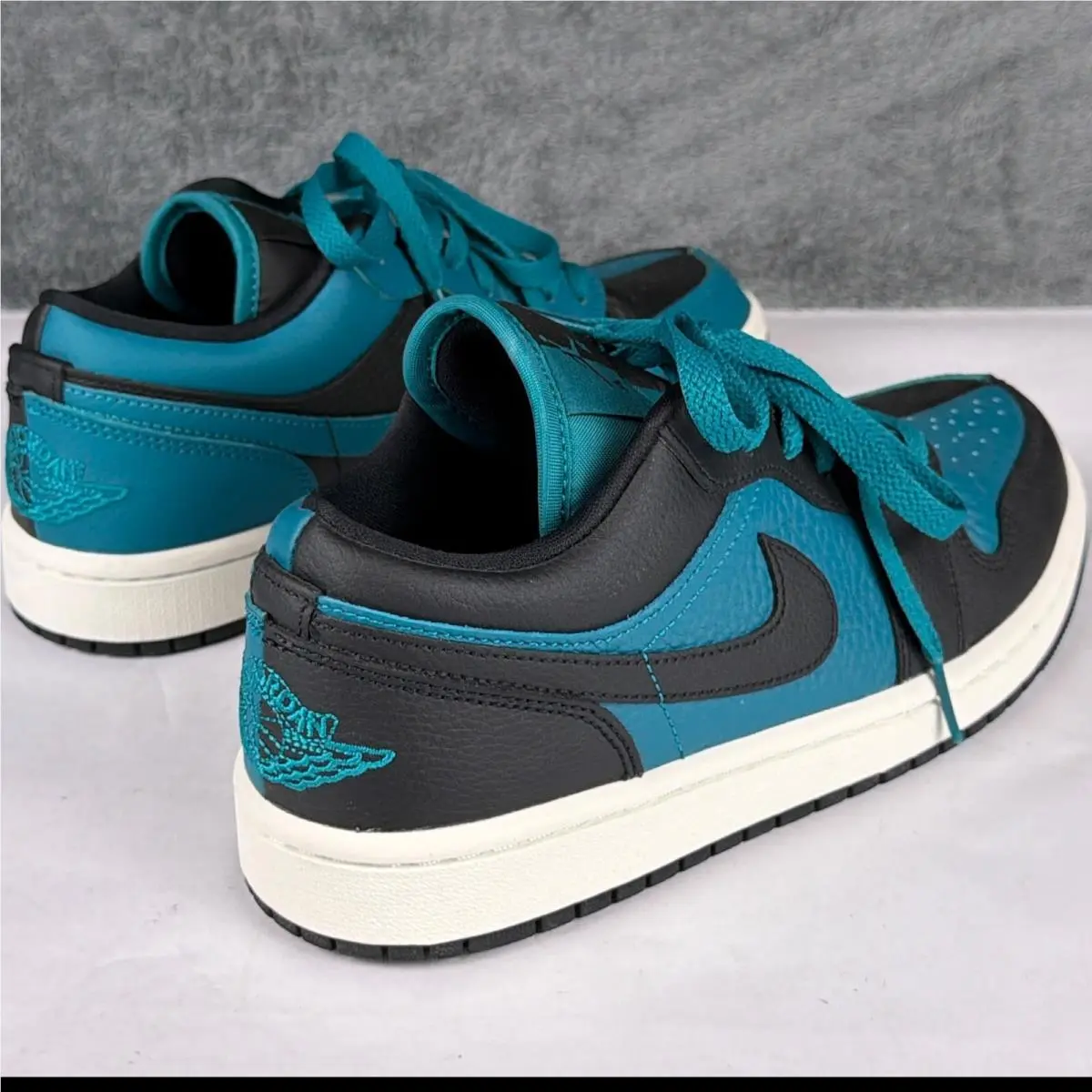 Nike shoes - Air Jordan 1 Low SE - Blue 4