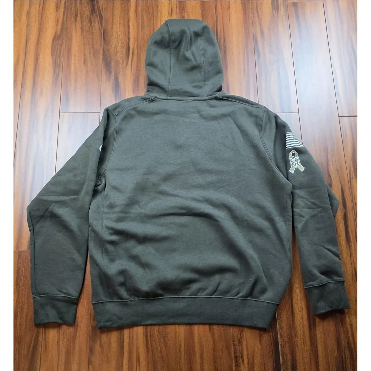 Nike clothing - Green 1