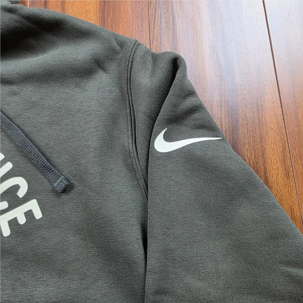 Nike clothing - Green 2