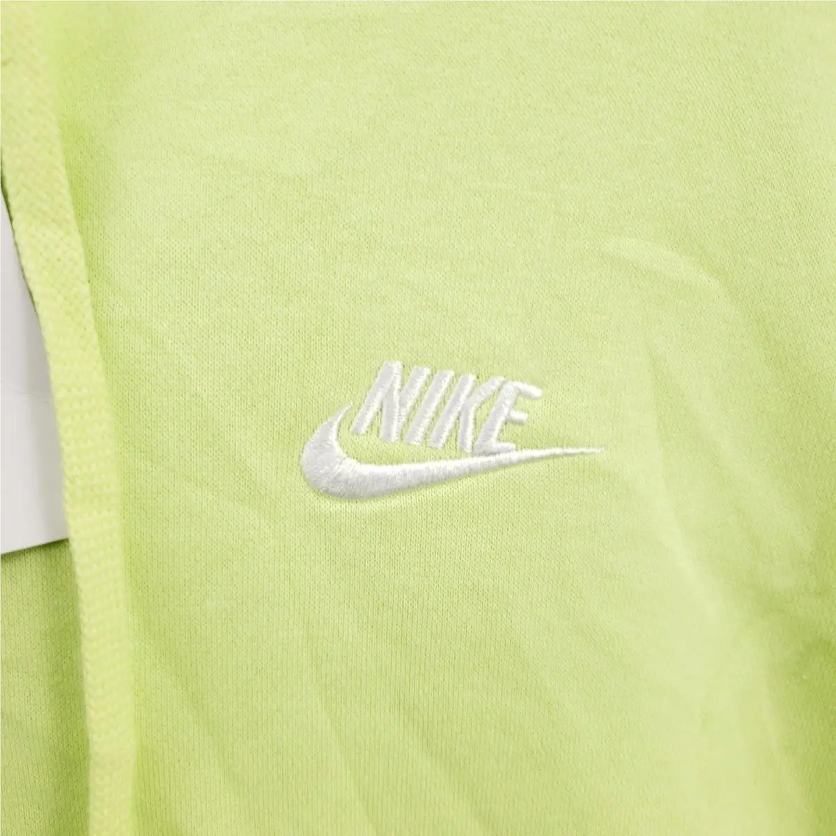 Nike clothing - Green 1