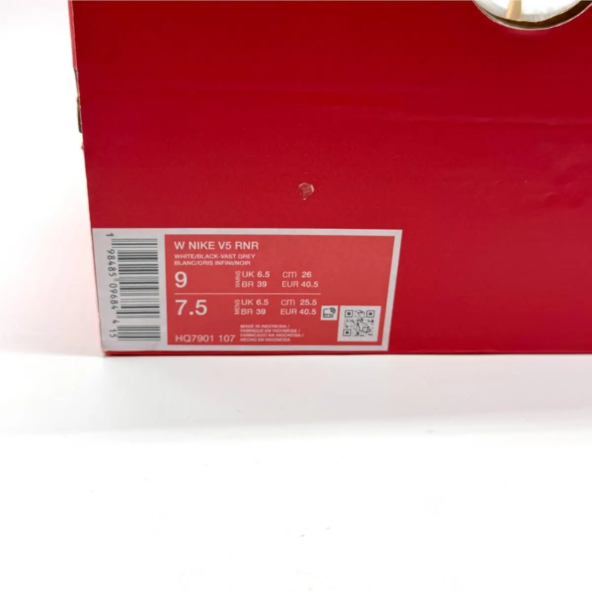 Nike shoes - Nike V5 RNR - RNR - HQ7901-107 - Multicolor (UPC: 198485096844) 8