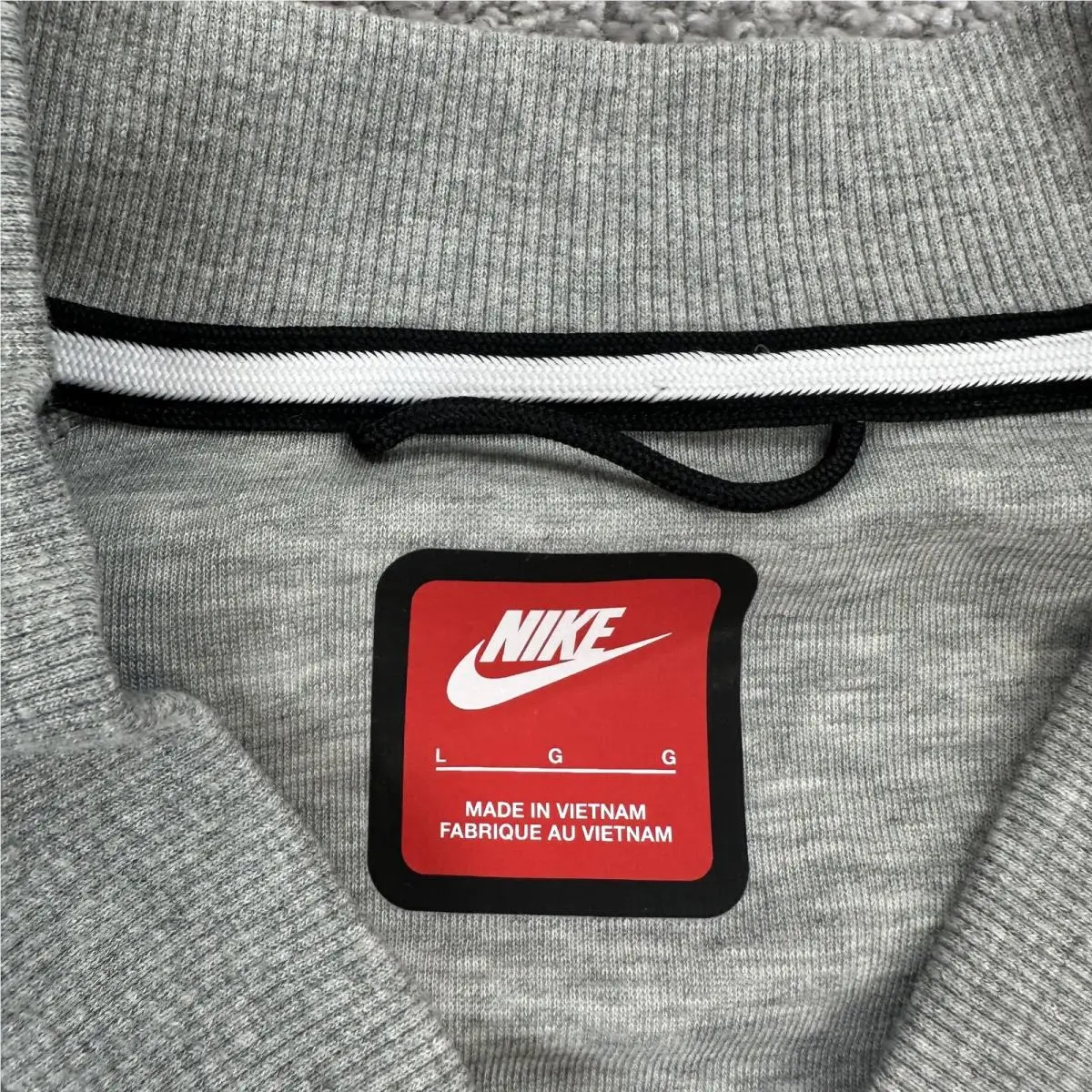 Nike clothing - Gray (UPC: 196607416181) 3