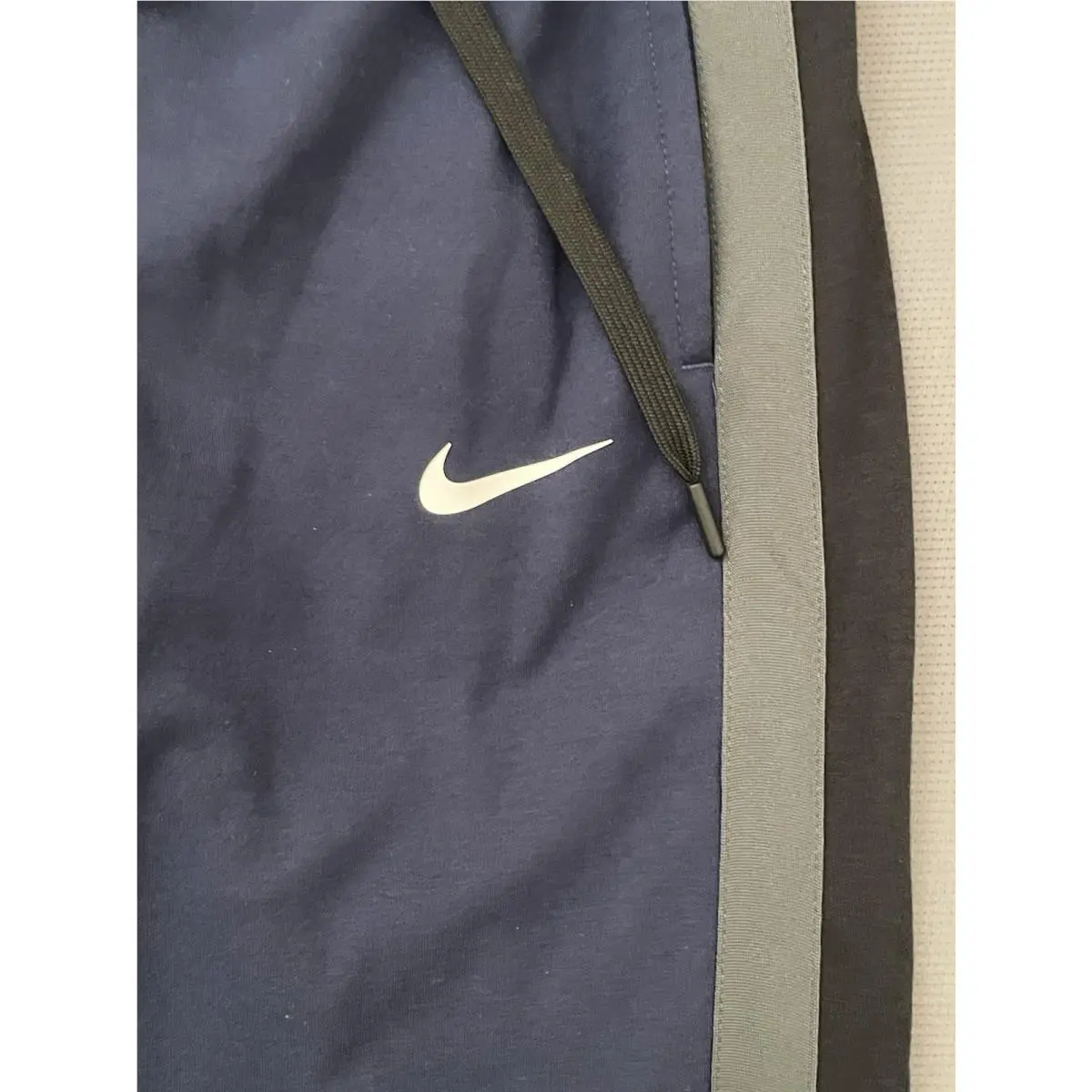 Nike clothing - Nike Basketball Showtime THERMA-FIT - Basketball Showtime - FD1133-427 - Blue (UPC: 0196154484268) 0
