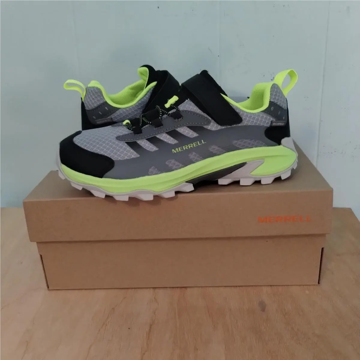 7Y/8.5W  Moab Speed 2 Low A/c Waterproof Trail Run Hiking Sneakers Citron by Merrell