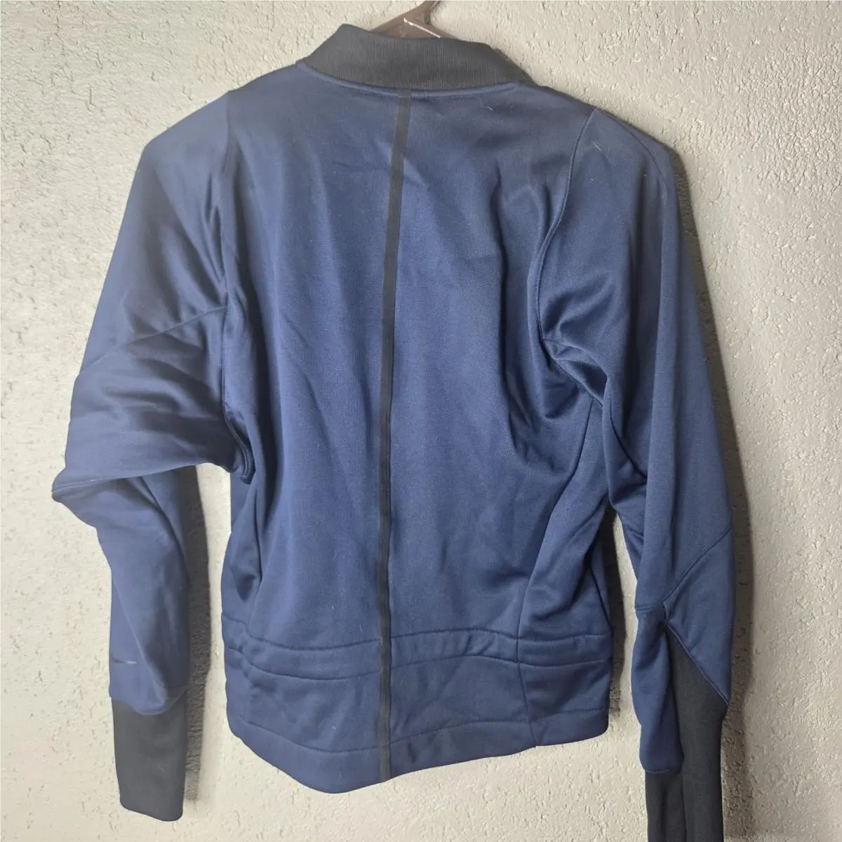 Nike clothing - Blue (UPC: 886668844657) 3