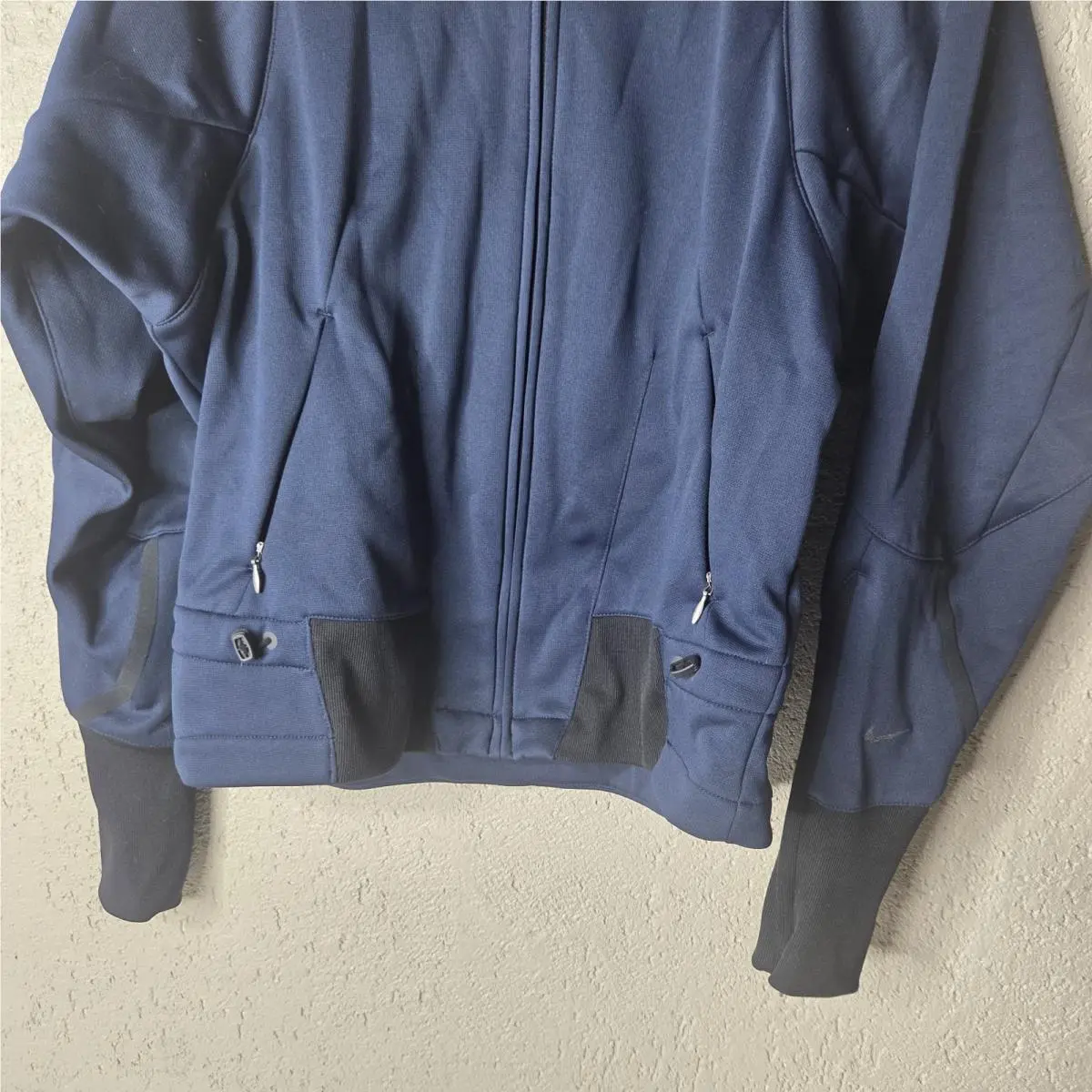 Nike clothing - Blue (UPC: 886668844657) 1