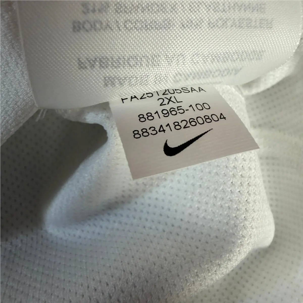 Nike clothing - White 3