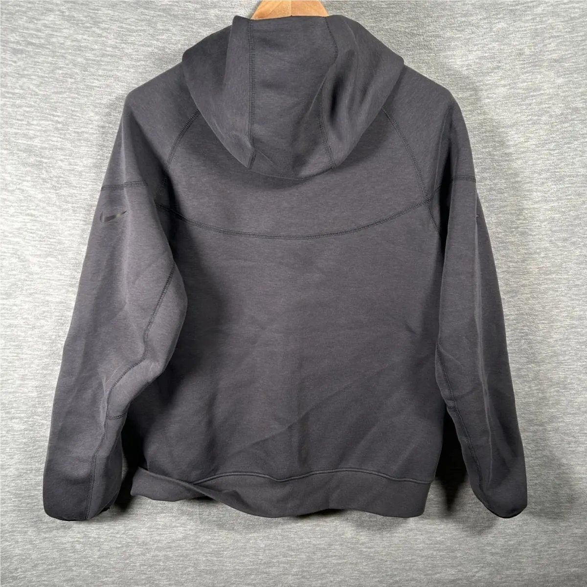 Nike clothing - Gray 9