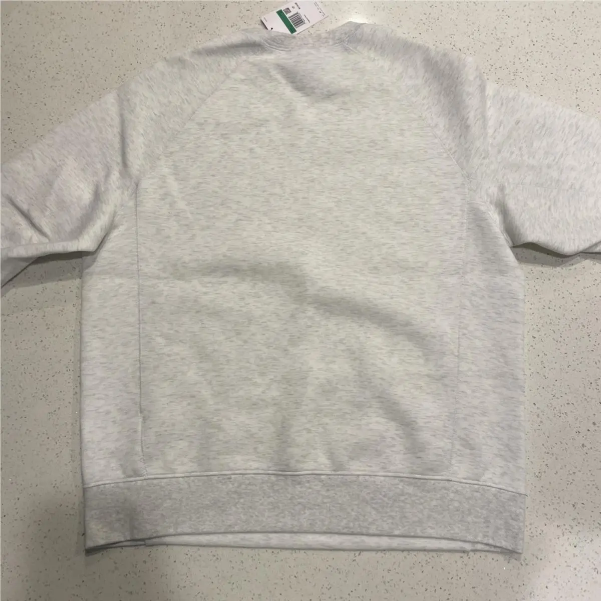 Nike clothing - White (UPC: 0196974928454) 3