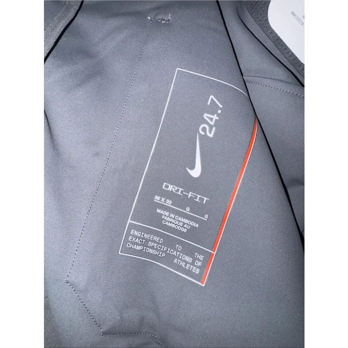 Nike clothing - Smoke Grey/Black/Nano Grey 5