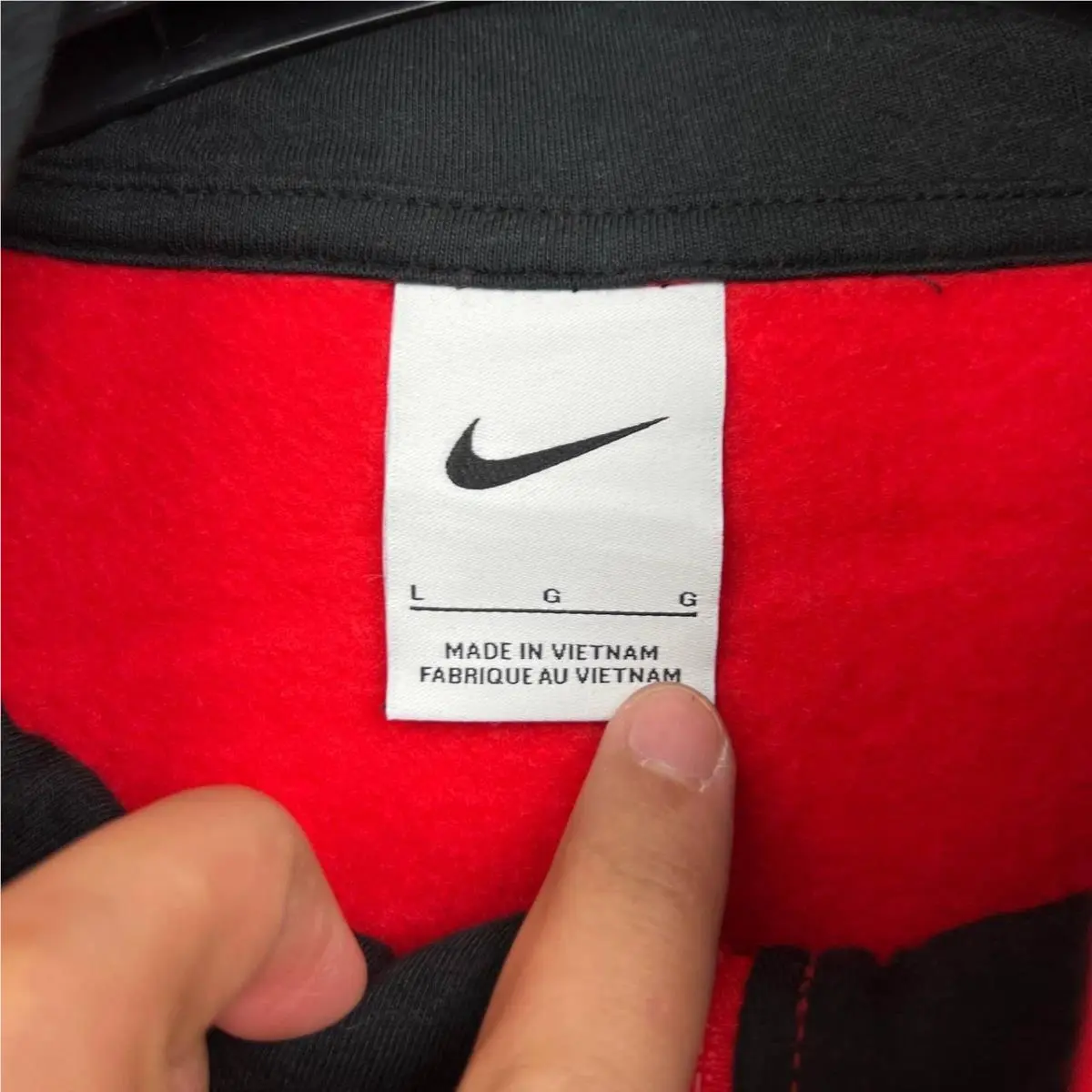 Nike clothing - Red 1