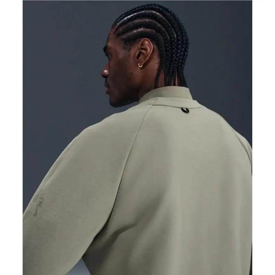 Nike clothing - [