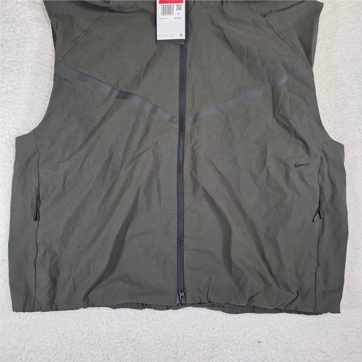 Nike clothing - Nike Tech Woven Windrunner - Tech Woven Windrunner - Green 1