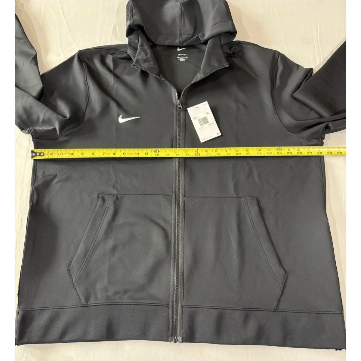 Nike clothing - Black (UPC: 195240110920) 4