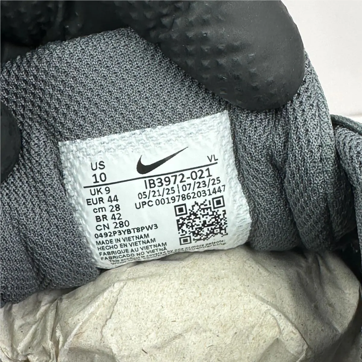 Nike shoes - Nike Swift Run 3 - Swift Run - Gray, Black, Red 15
