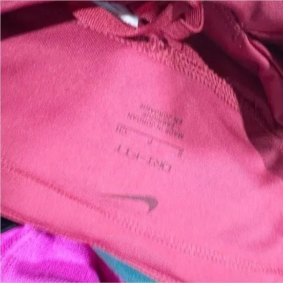 Nike clothing - Red 8